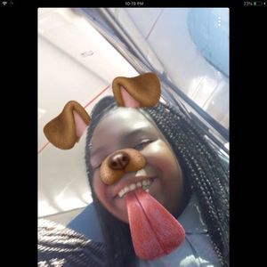 Meet your Posher, Whitney